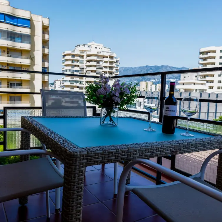 Продажа апартаментов на среднем этаже в Fuengirola