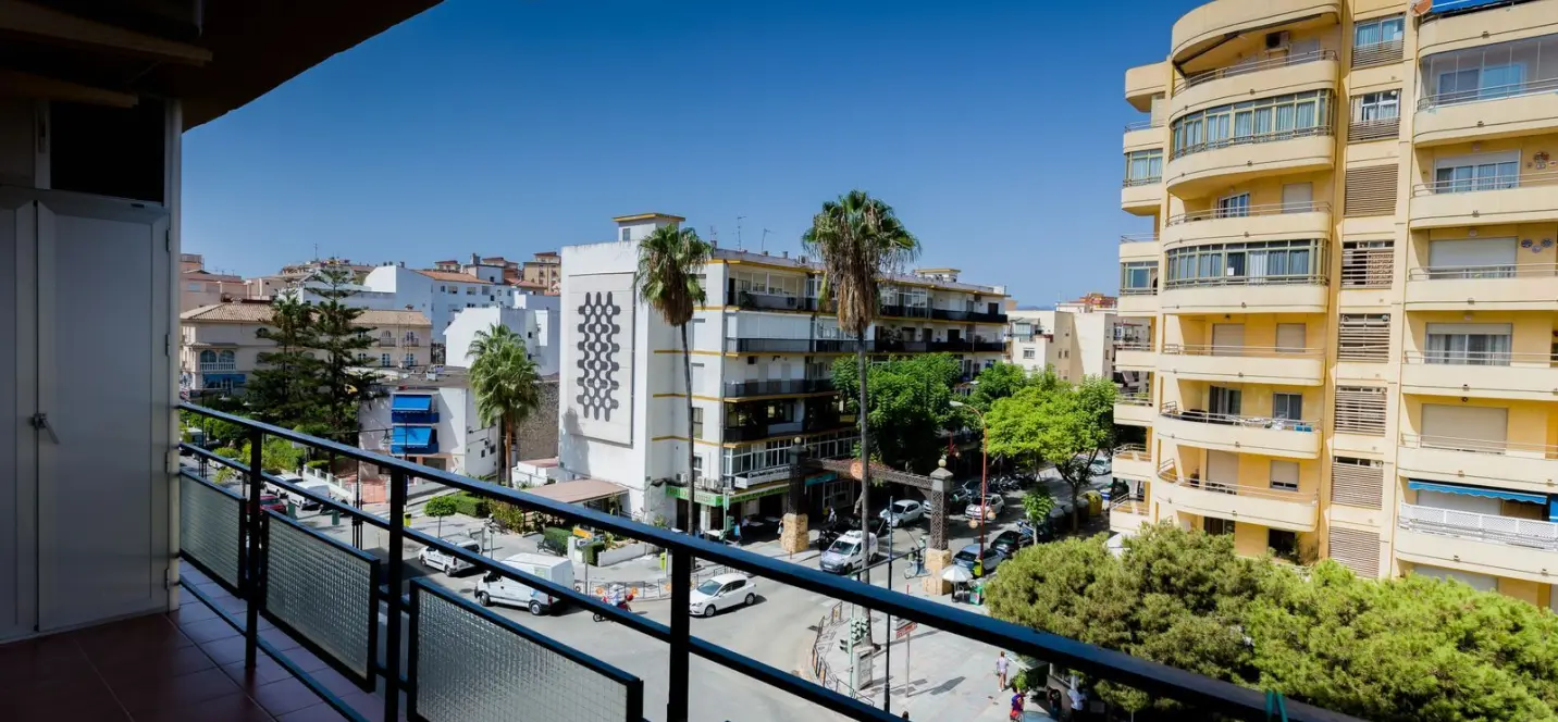 Продажа апартаментов на среднем этаже в Fuengirola 1