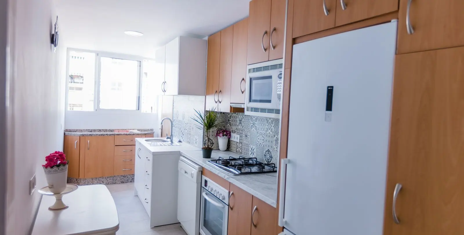 Sale of middle floor apartment in Fuengirola 6