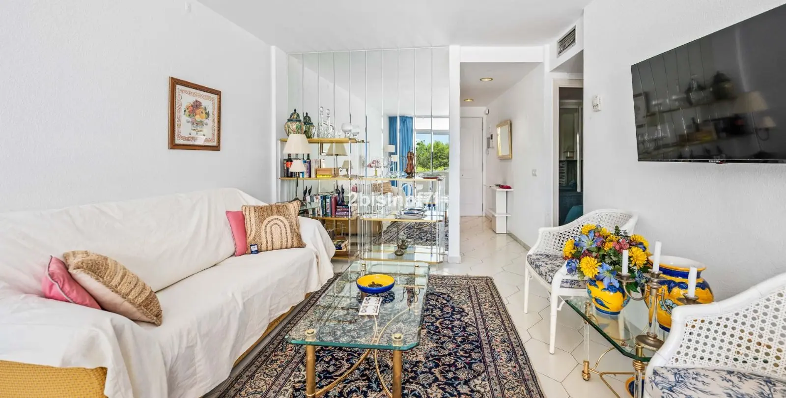 Venta de apartamento en planta media en Miraflores 5