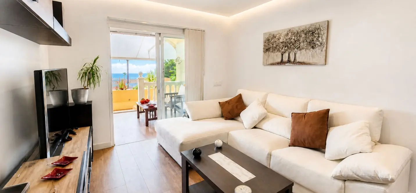 Sale of ground floor apartment in La Duquesa 1