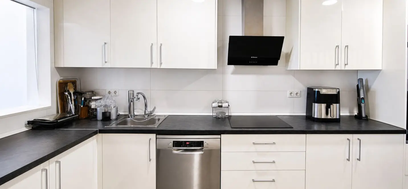 Sale of ground floor apartment in La Duquesa 2