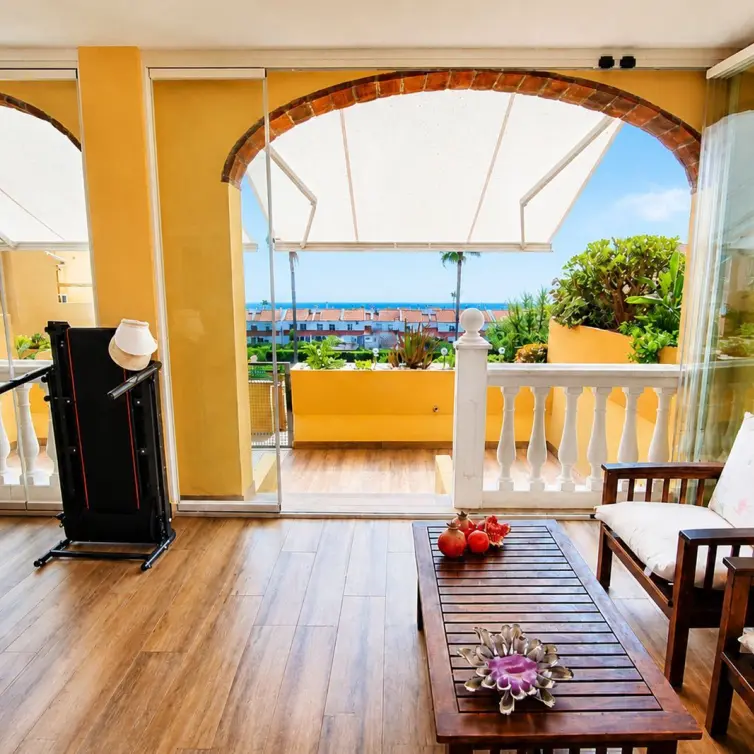 Sale of ground floor apartment in La Duquesa