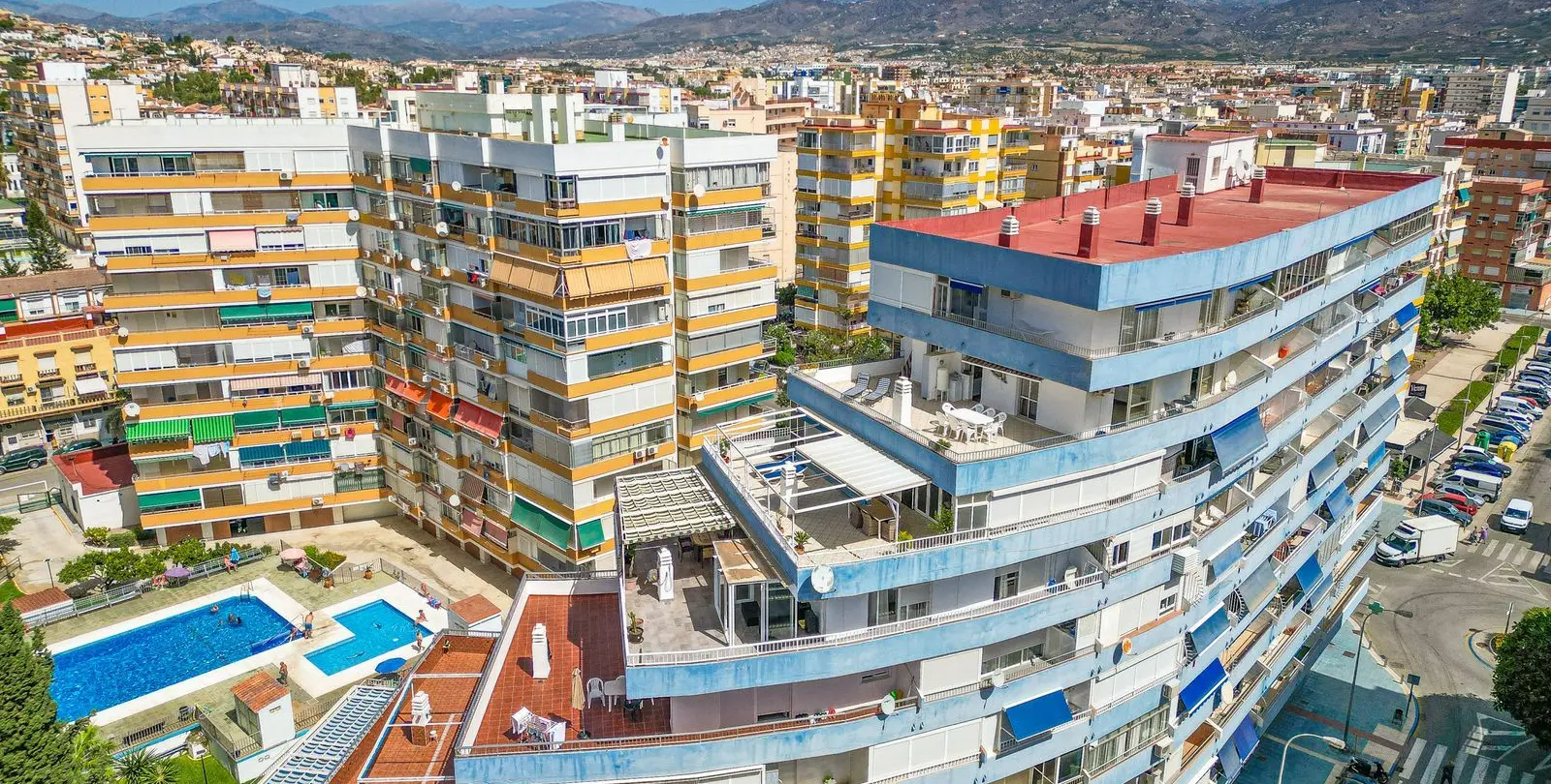 Sale of penthouse in Torre del Mar 3