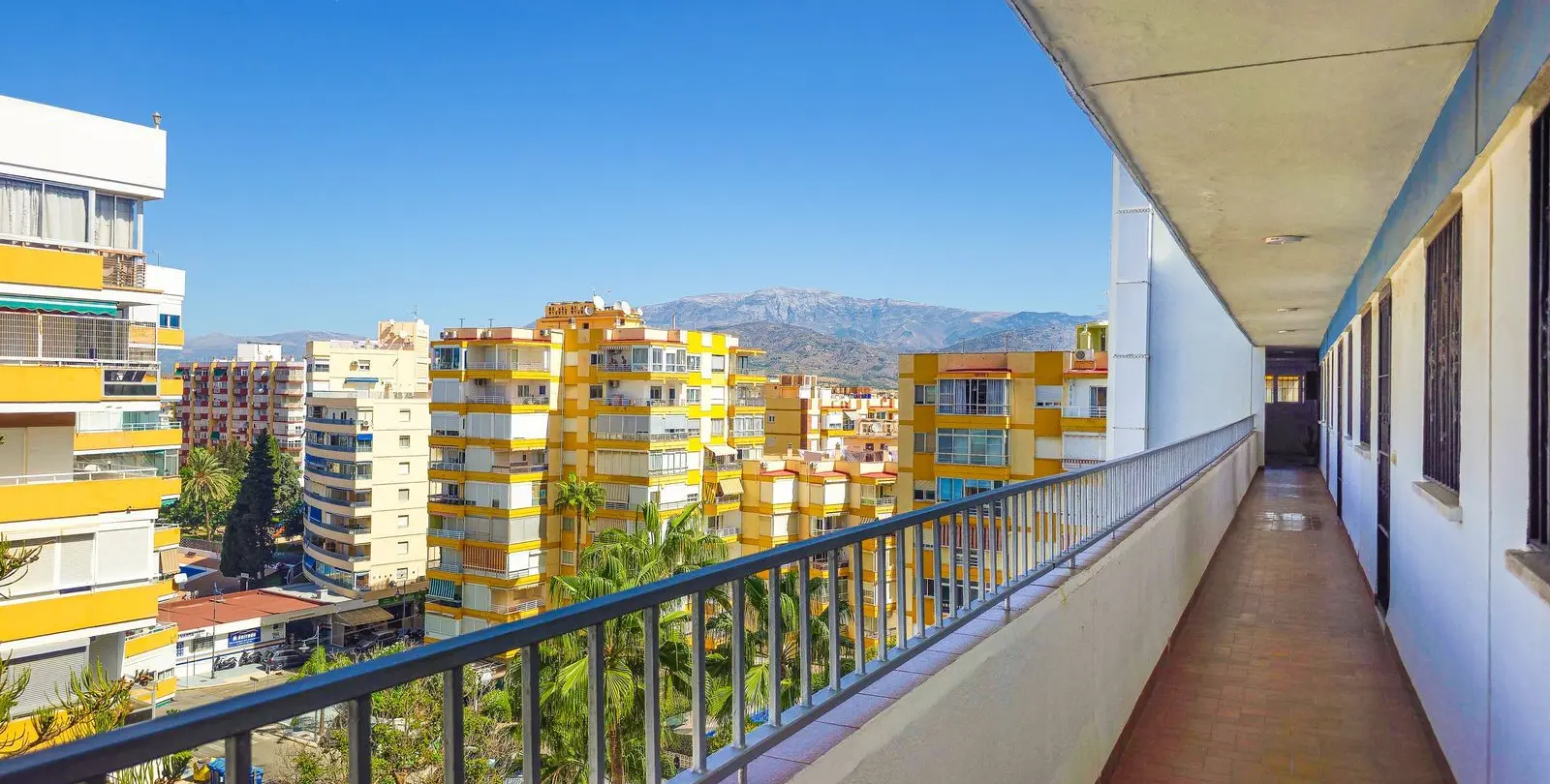 Sale of penthouse in Torre del Mar 5