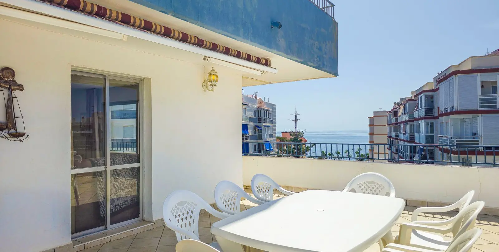Sale of penthouse in Torre del Mar 33