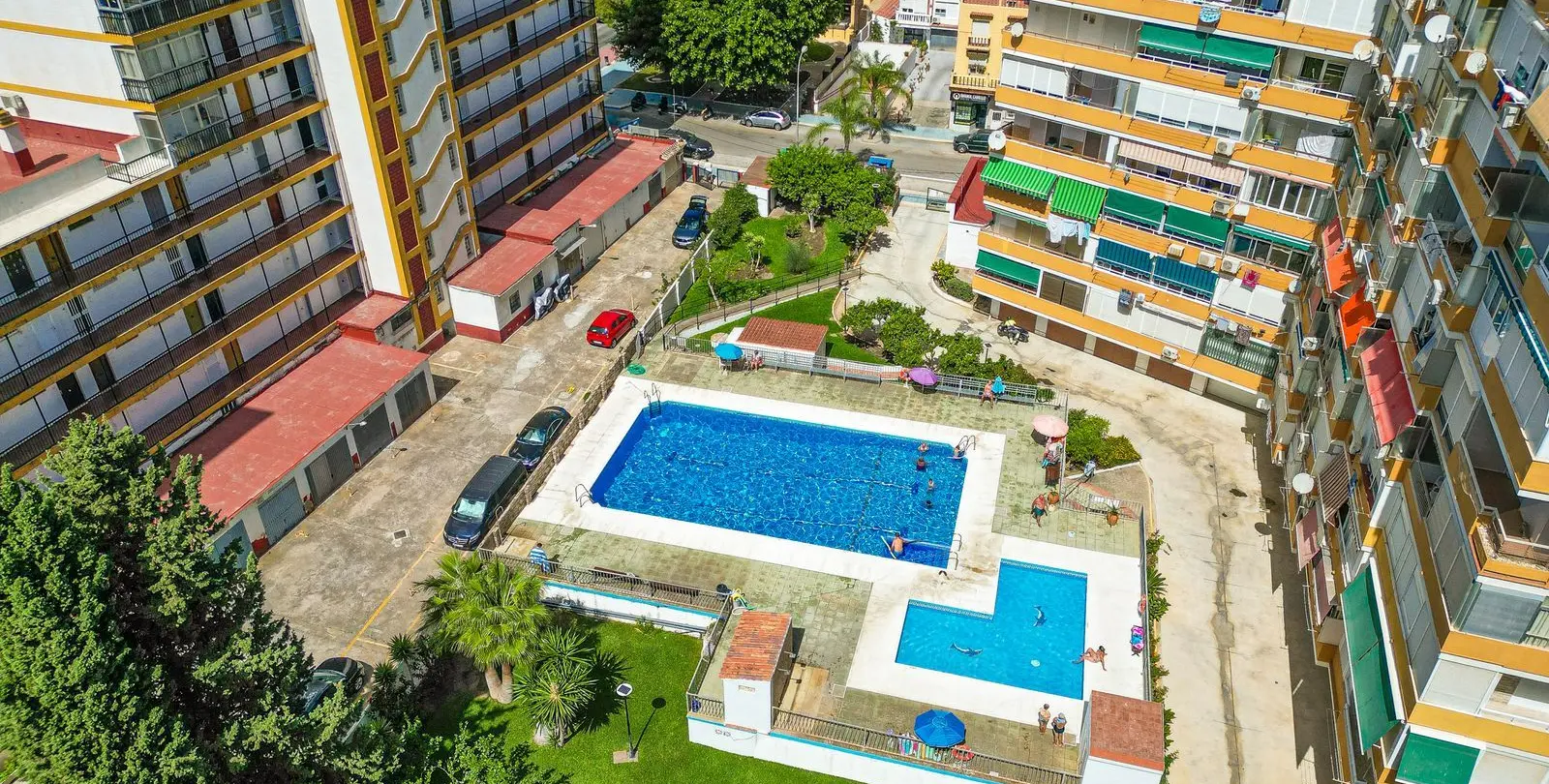 Sale of penthouse in Torre del Mar 34