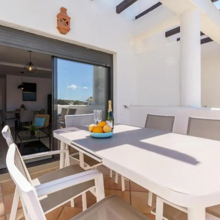 Venta de ático en Estepona