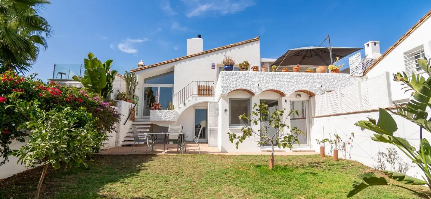 Sale of semi-detached house in Estepona 0
