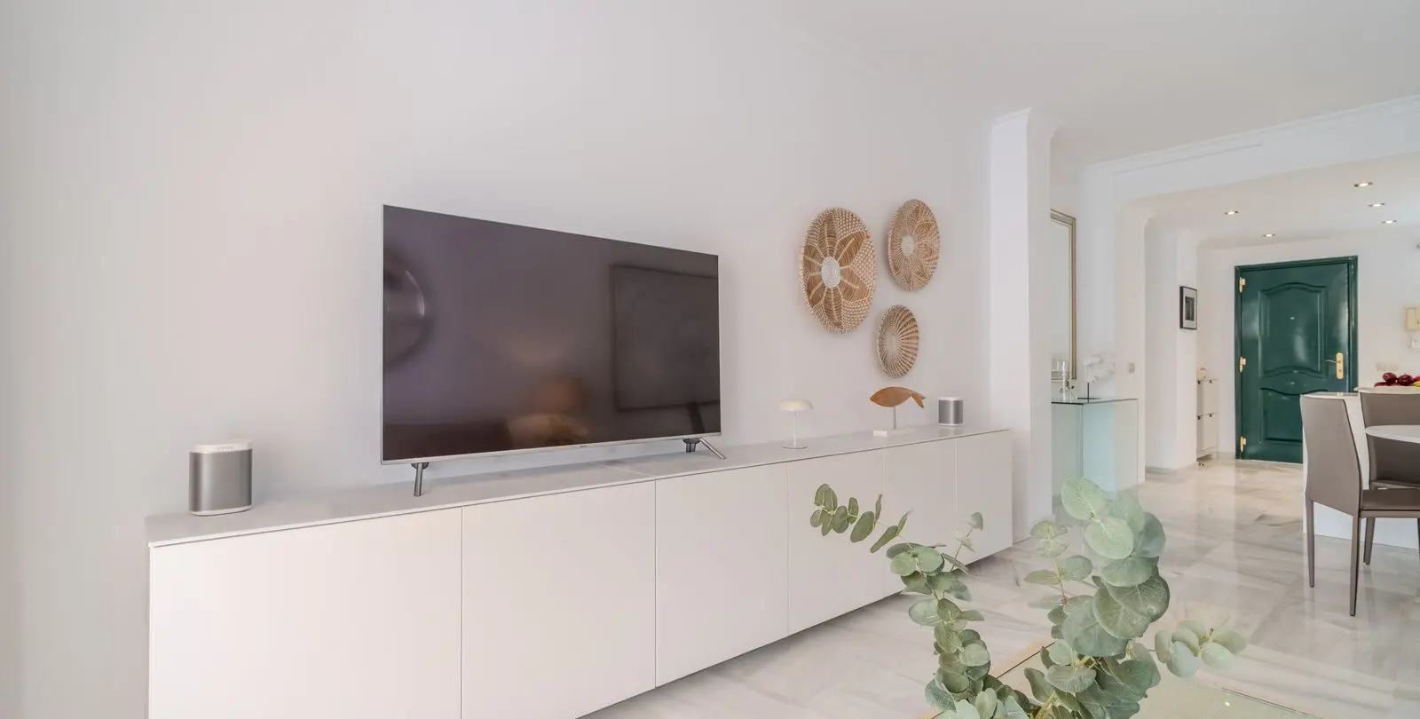 Sale of penthouse in Nueva Andalucía 33