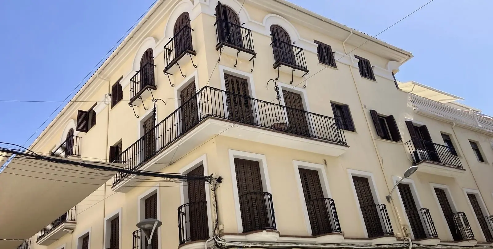 Sale of penthouse in Ronda 1