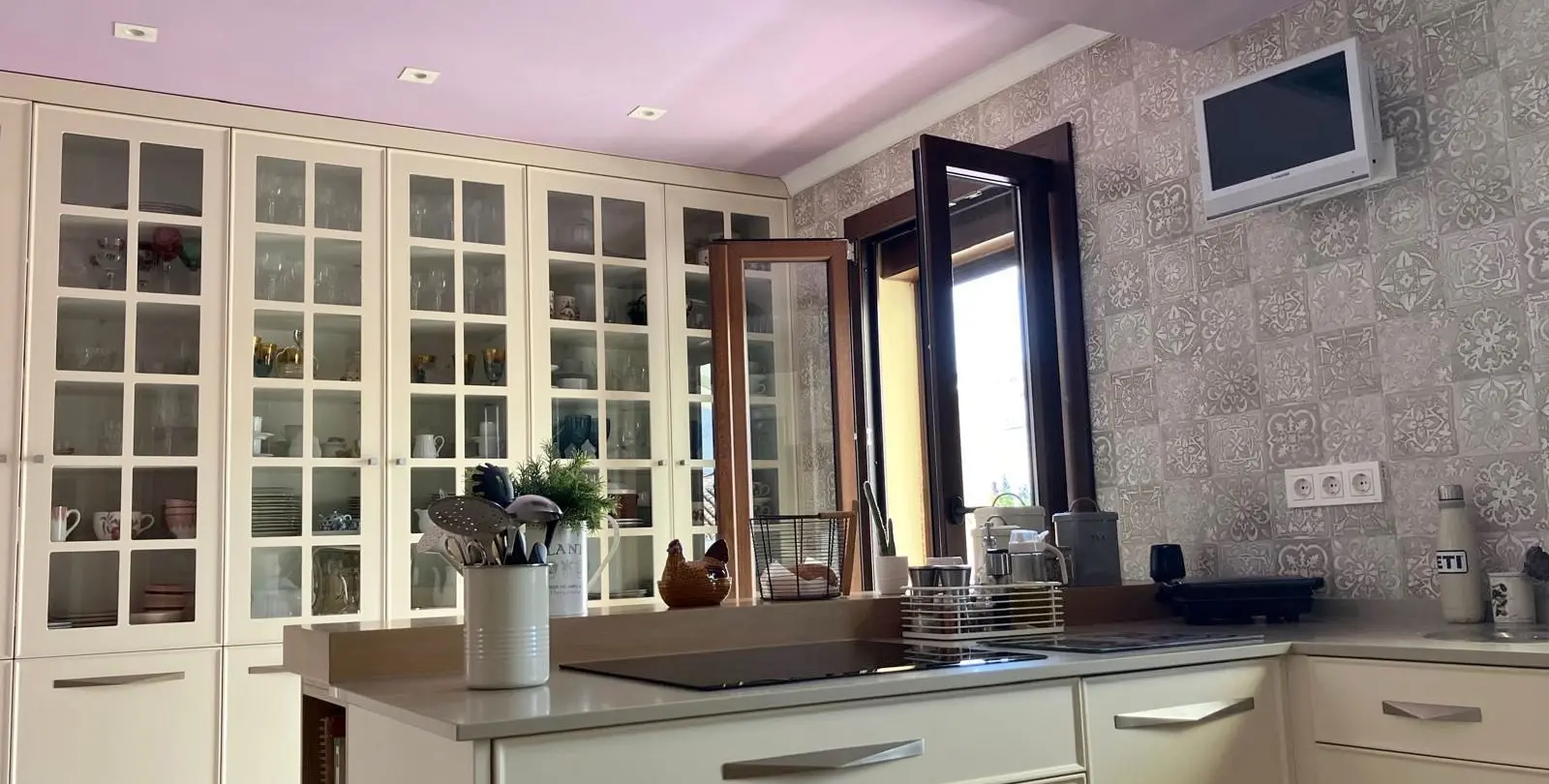 Sale of penthouse in Ronda 19