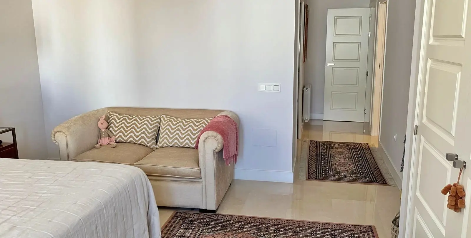 Sale of penthouse in Ronda 24