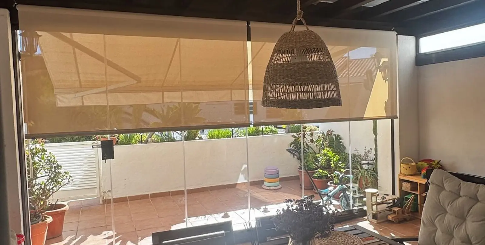 Sale of townhouse in El Chaparral 32
