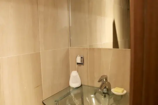 Image 6 thumb
