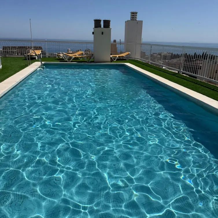 Продажа апартаментов на среднем этаже в Marbella