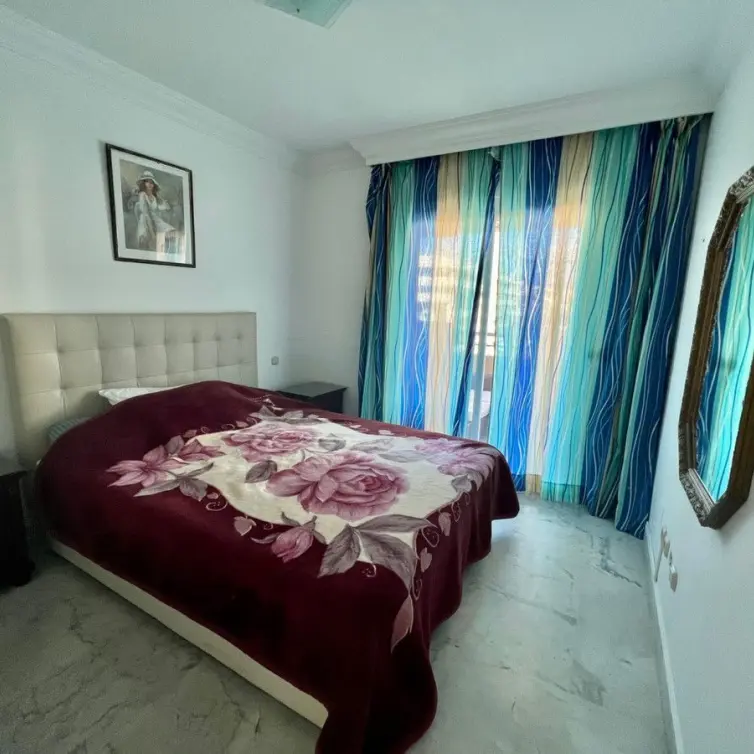 Продажа апартаментов на среднем этаже в Puerto Banús