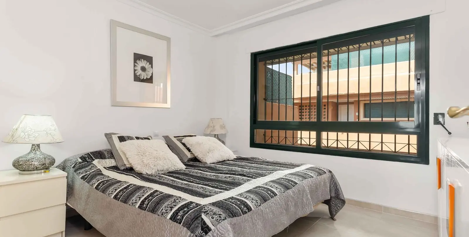 Sale of penthouse in Cabopino 13