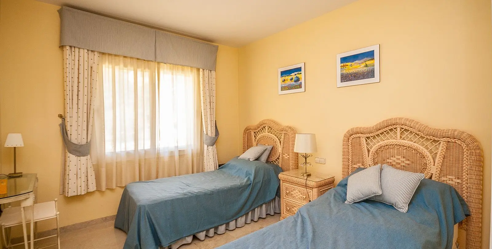 Продажа апартаментов на среднем этаже в Elviria 11