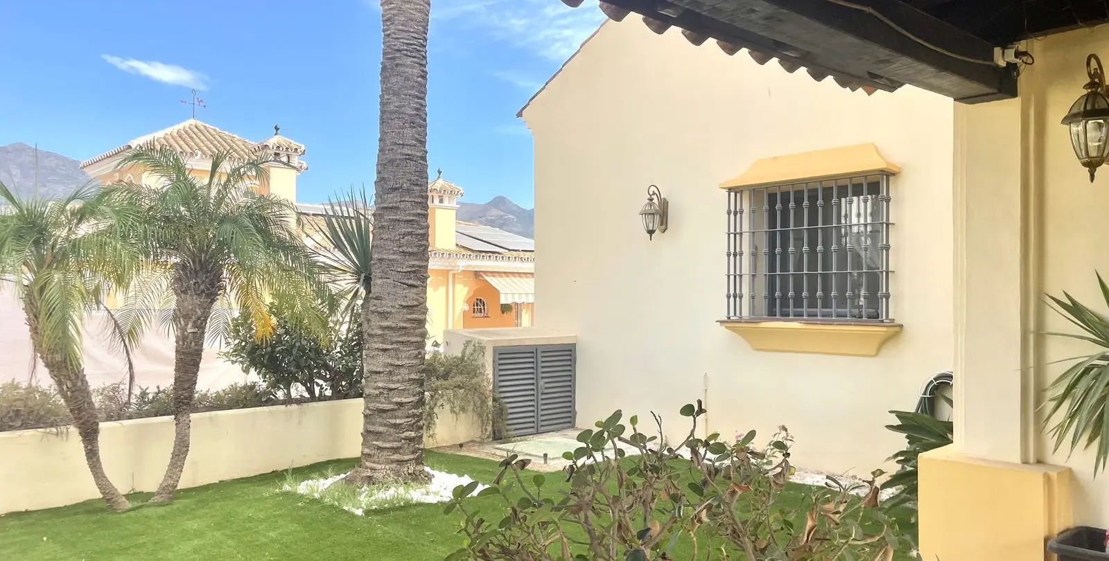 Sale of detached villa in Mijas 2