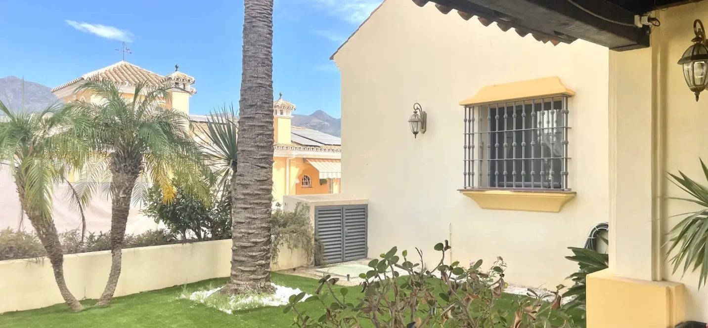 Sale of detached villa in Mijas 1
