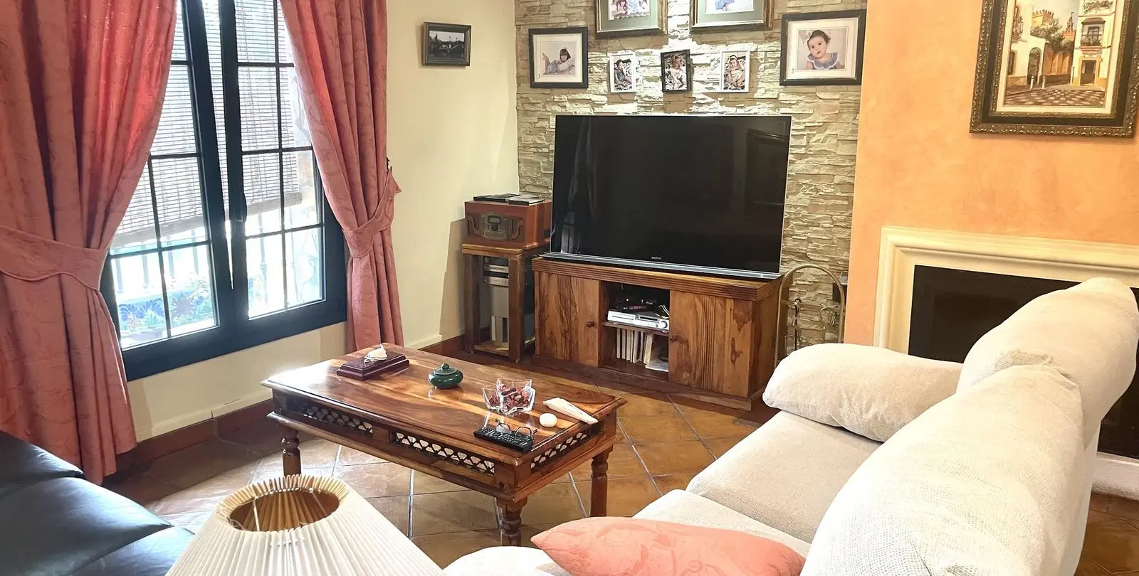 Sale of detached villa in Mijas 28