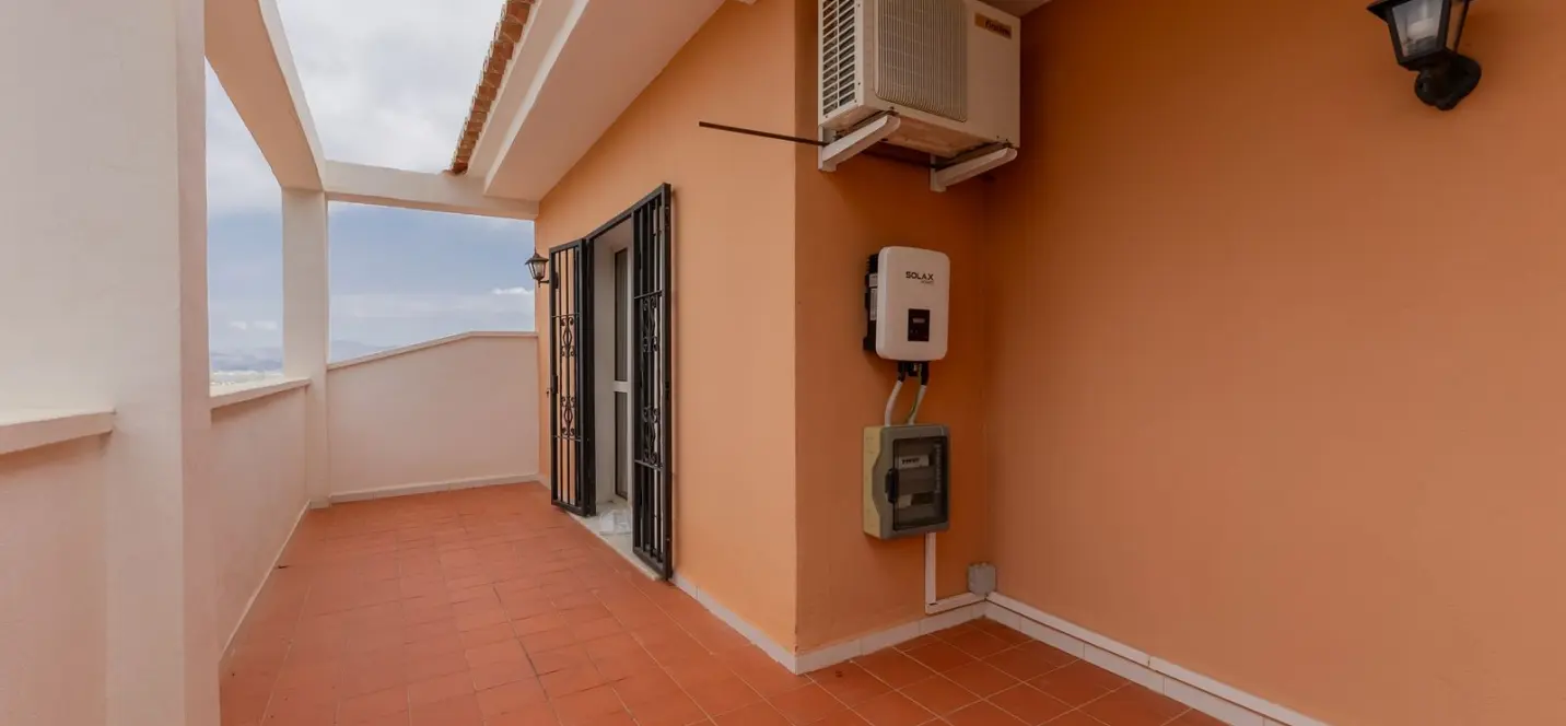 Sale of detached villa in Alhaurín de la Torre 4