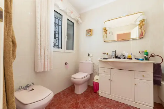 Image 7 thumb