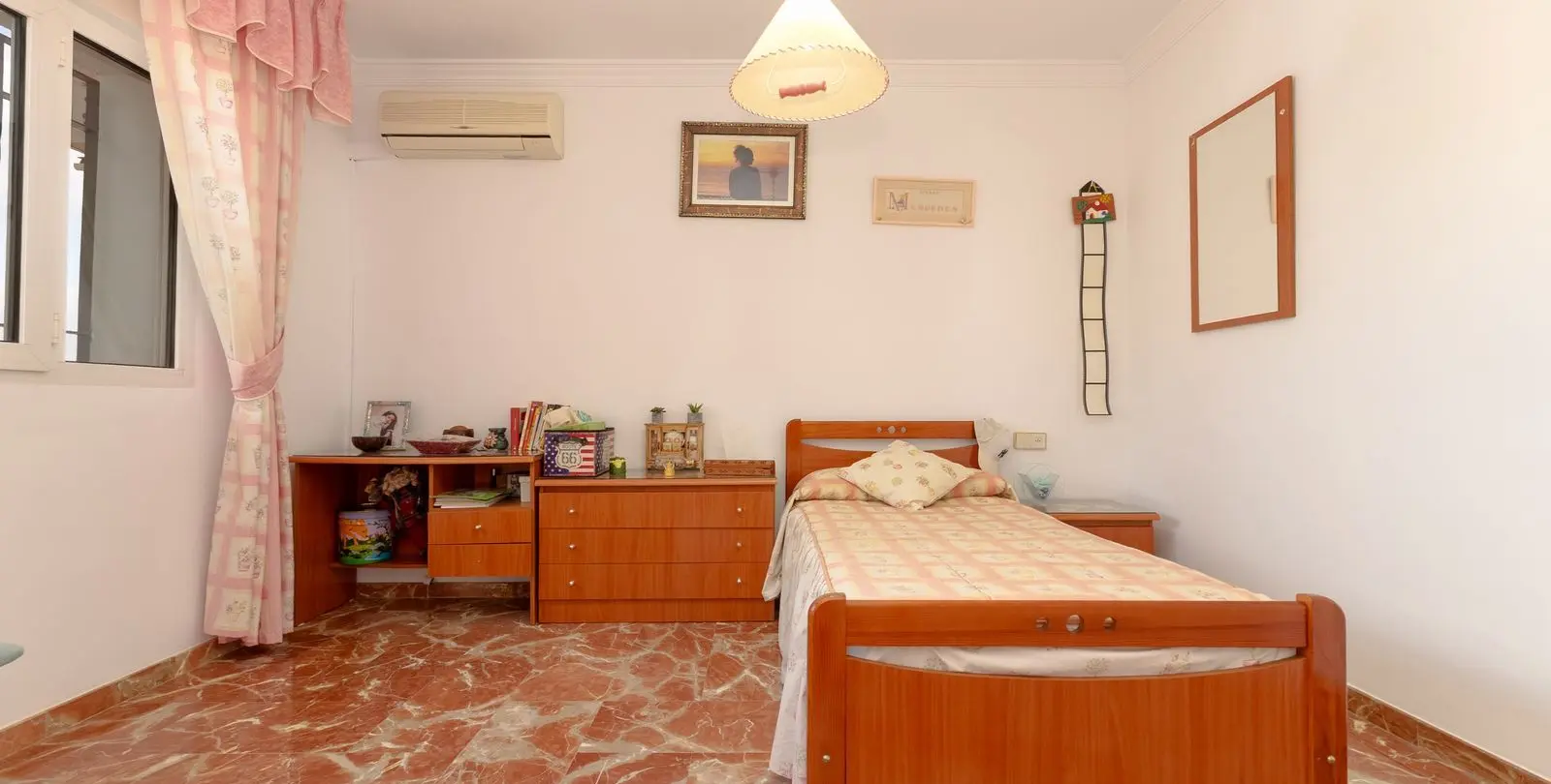 Sale of detached villa in Alhaurín de la Torre 8