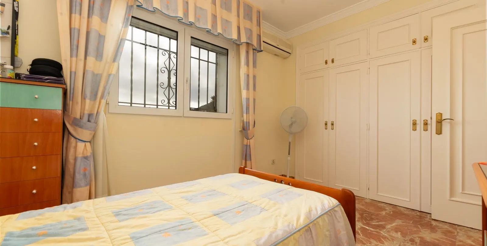 Sale of detached villa in Alhaurín de la Torre 9