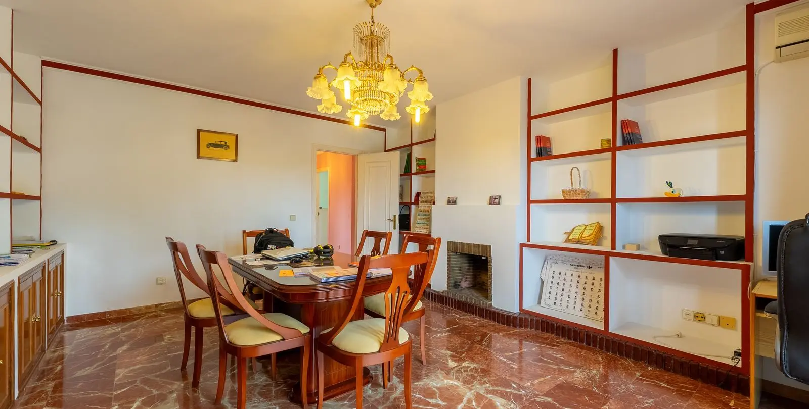 Sale of detached villa in Alhaurín de la Torre 33
