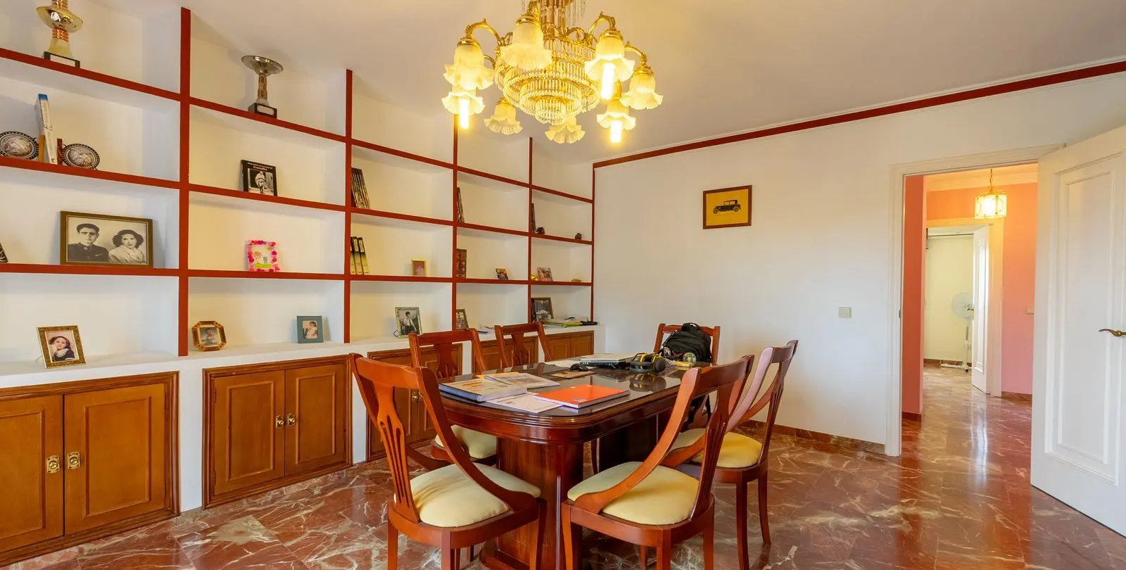 Sale of detached villa in Alhaurín de la Torre 34