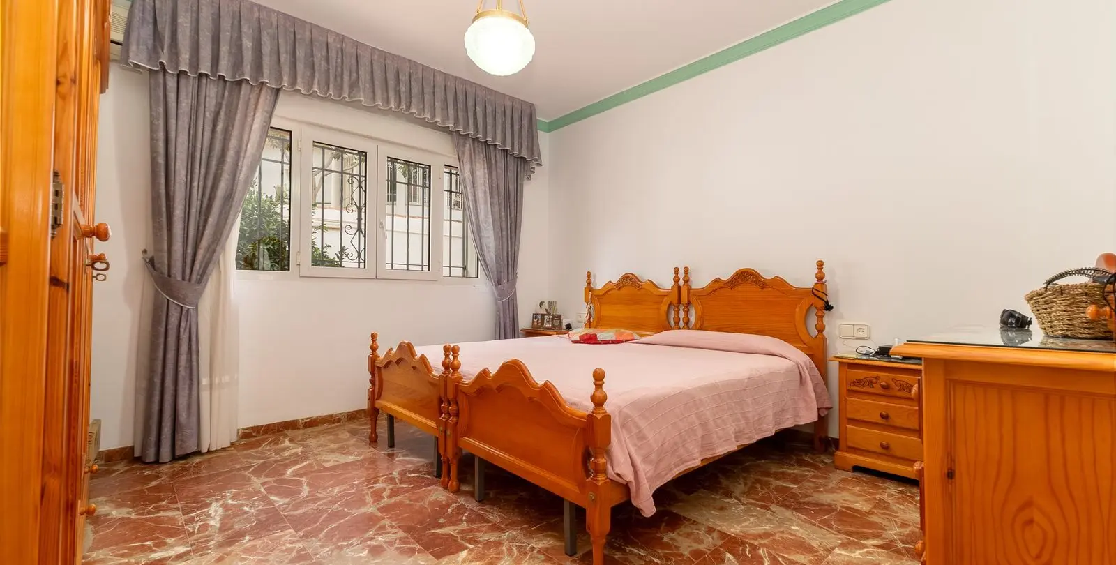 Sale of detached villa in Alhaurín de la Torre 37