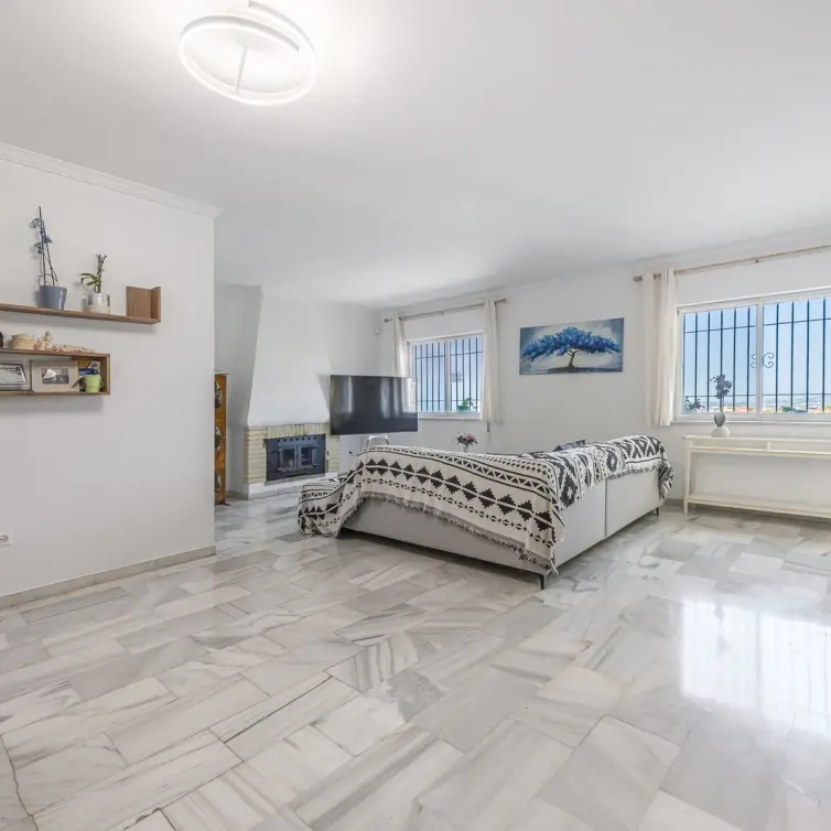 Sale of detached villa in Fuengirola