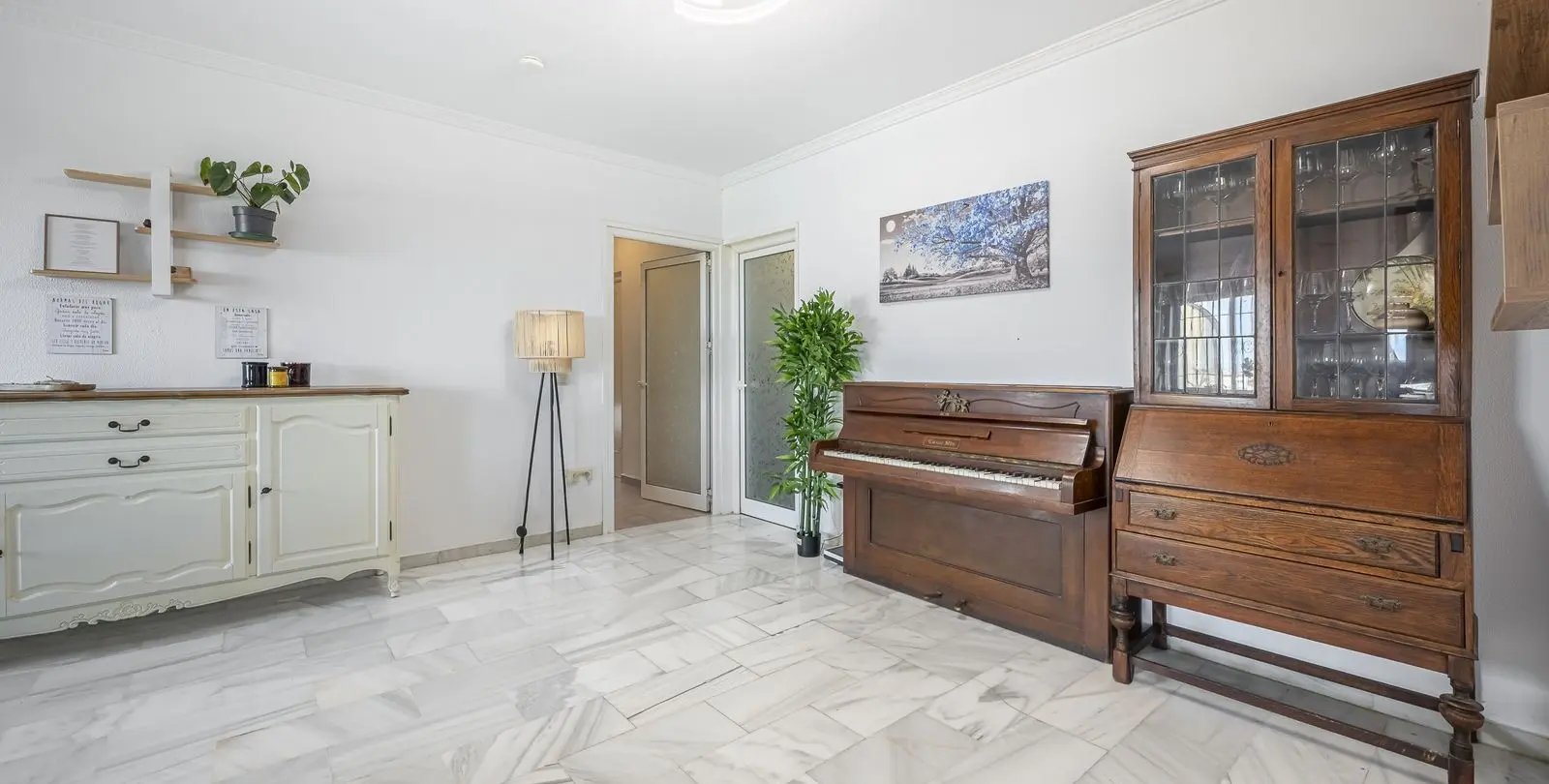 Sale of detached villa in Fuengirola 6