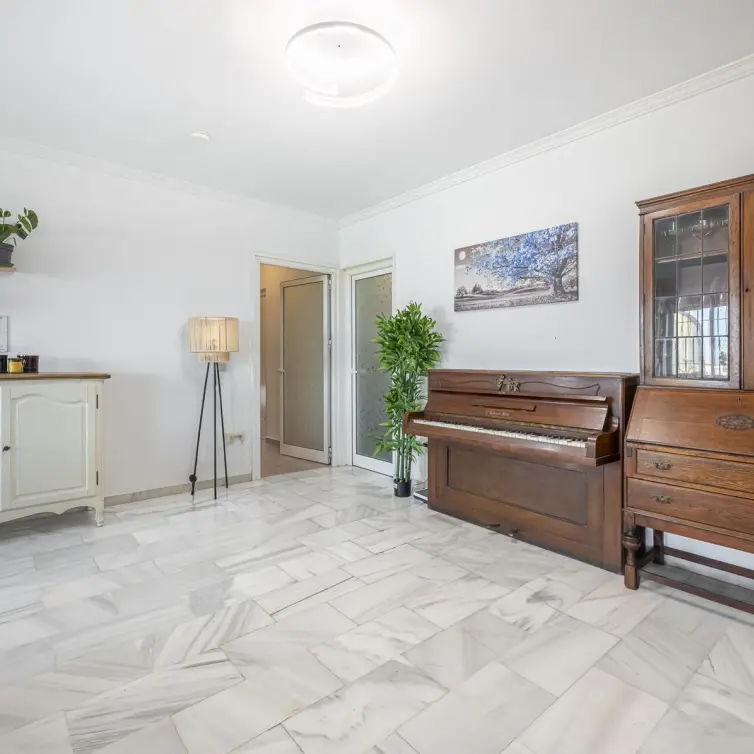 Sale of detached villa in Fuengirola