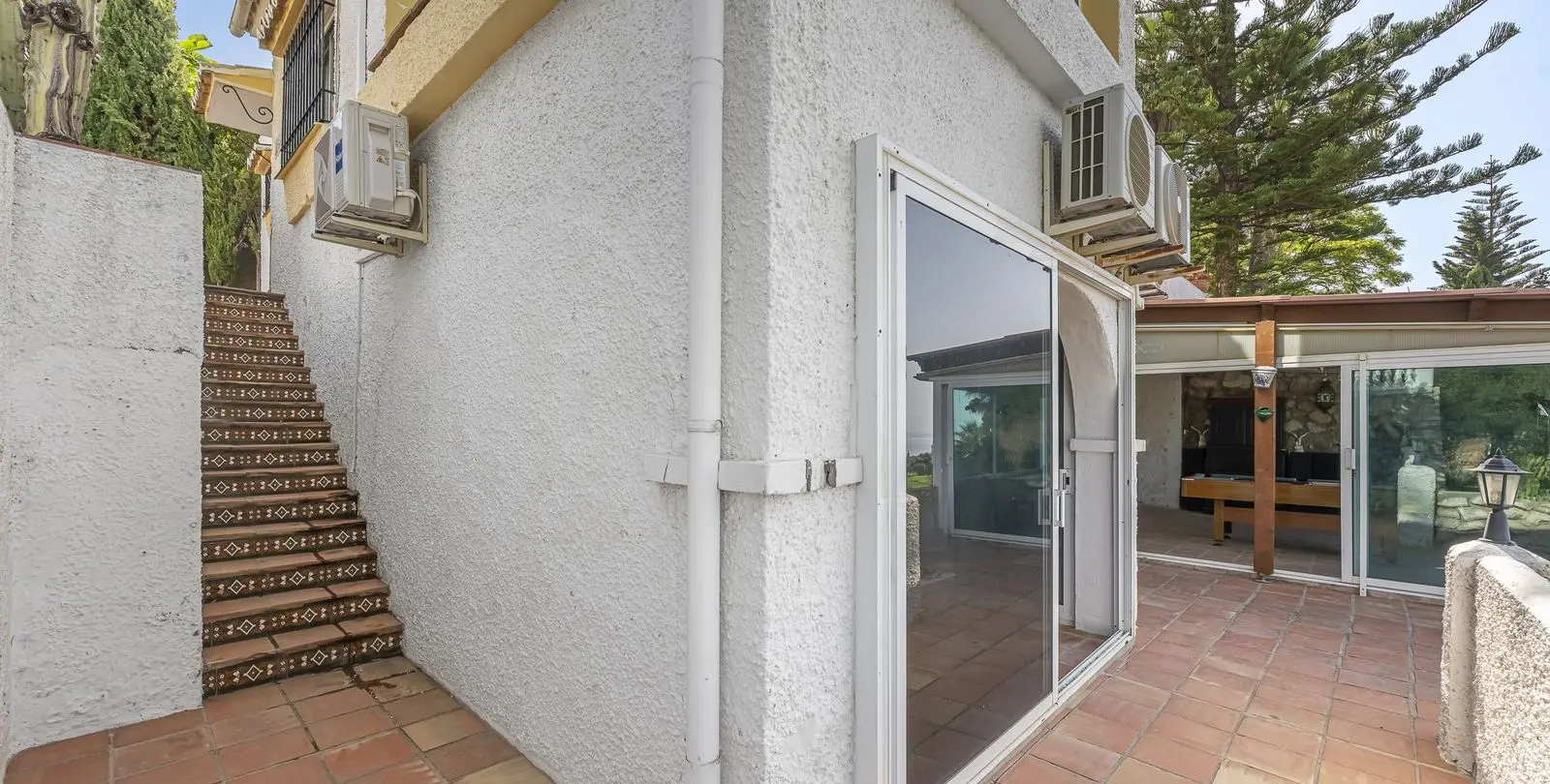 Sale of detached villa in Fuengirola 39