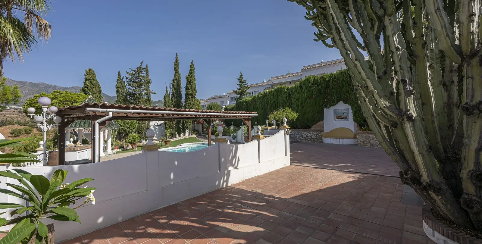 Sale of detached villa in Fuengirola 85