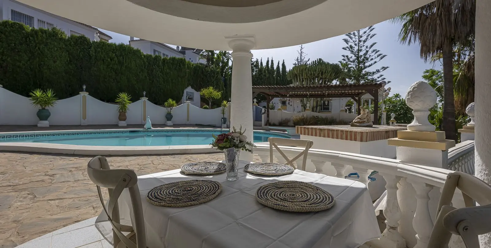 Sale of detached villa in Fuengirola 88