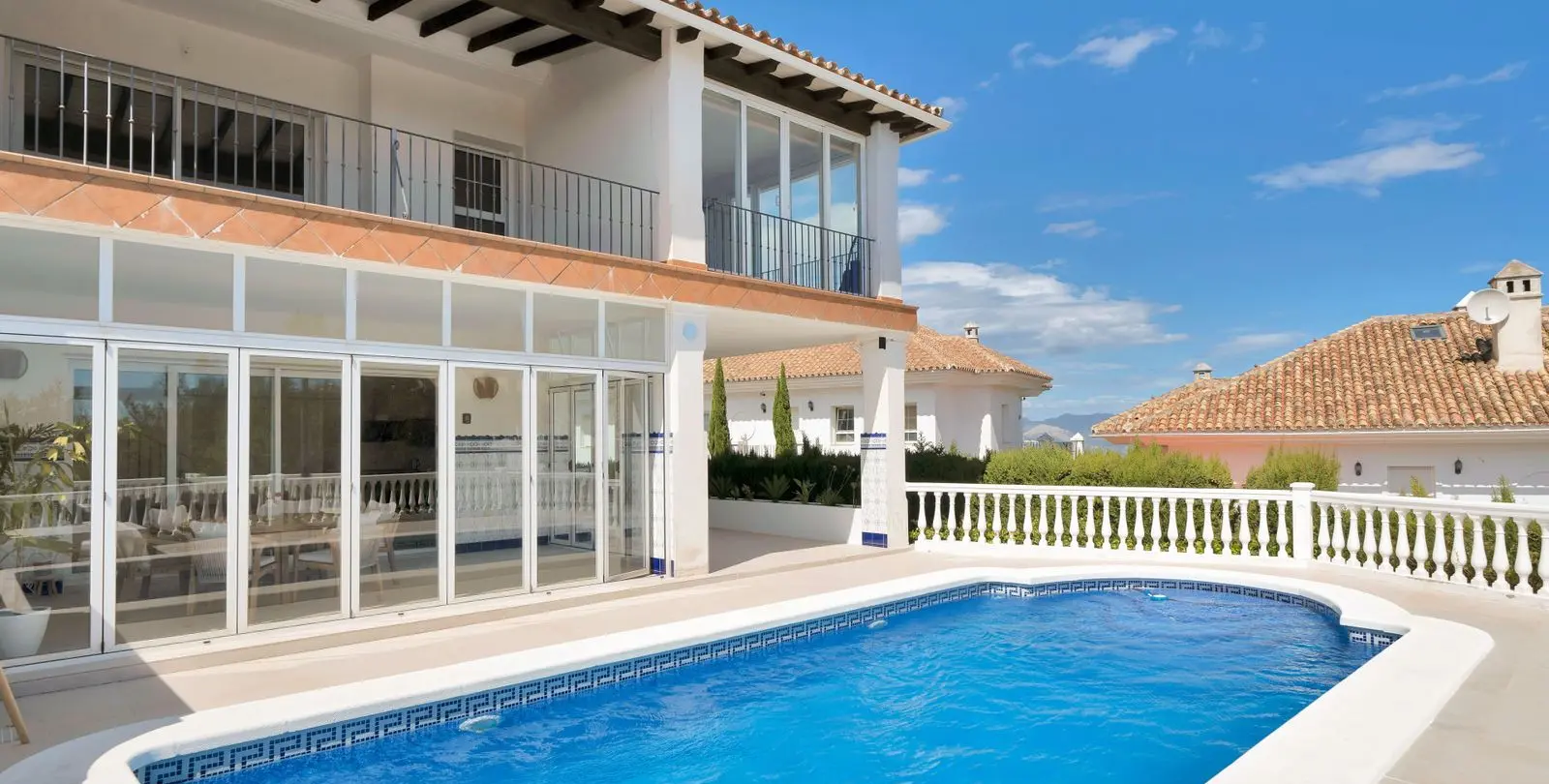 Venta de casa pareada en La Mairena 1