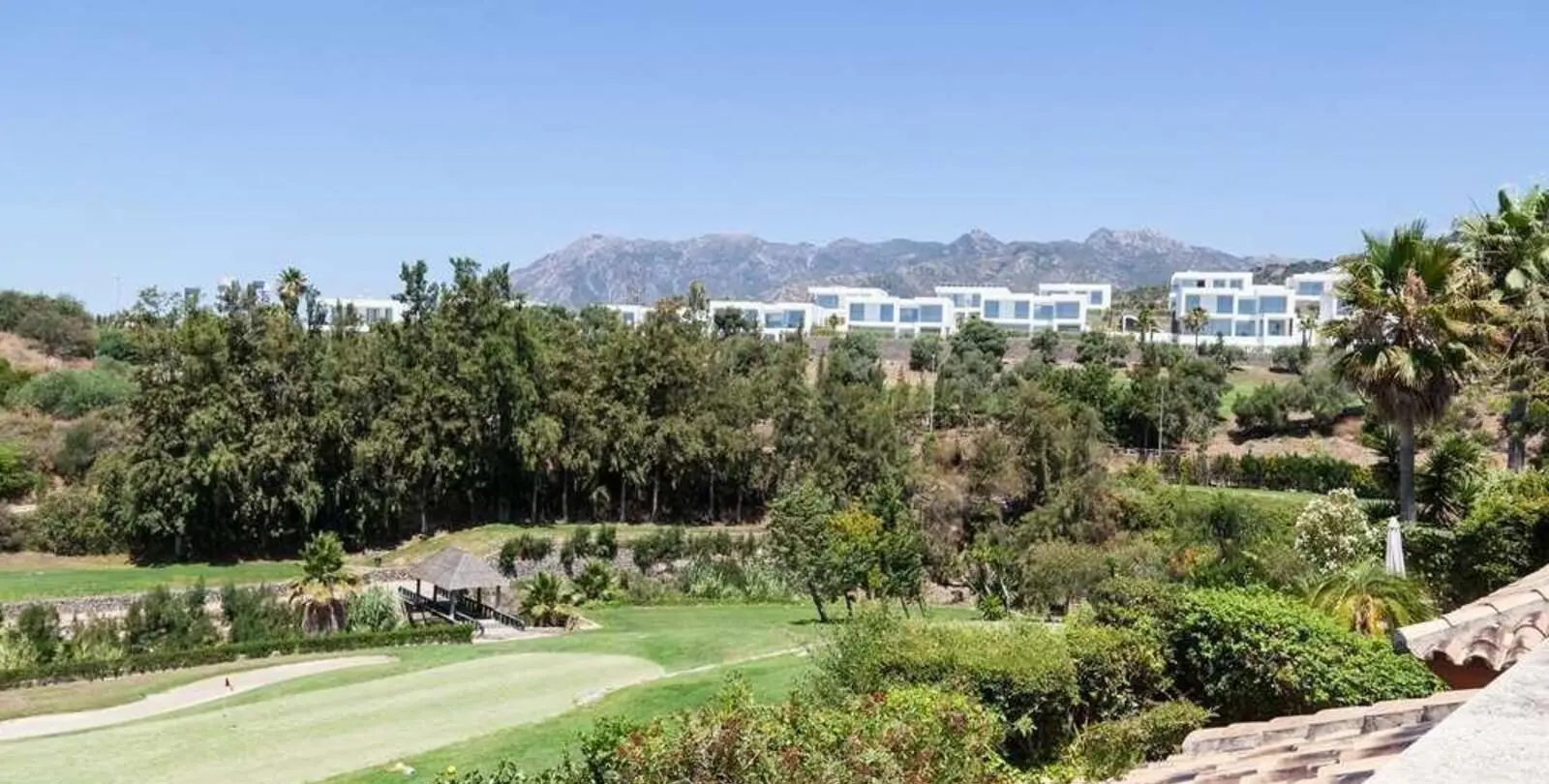 Venta de casa pareada en Marbella 2