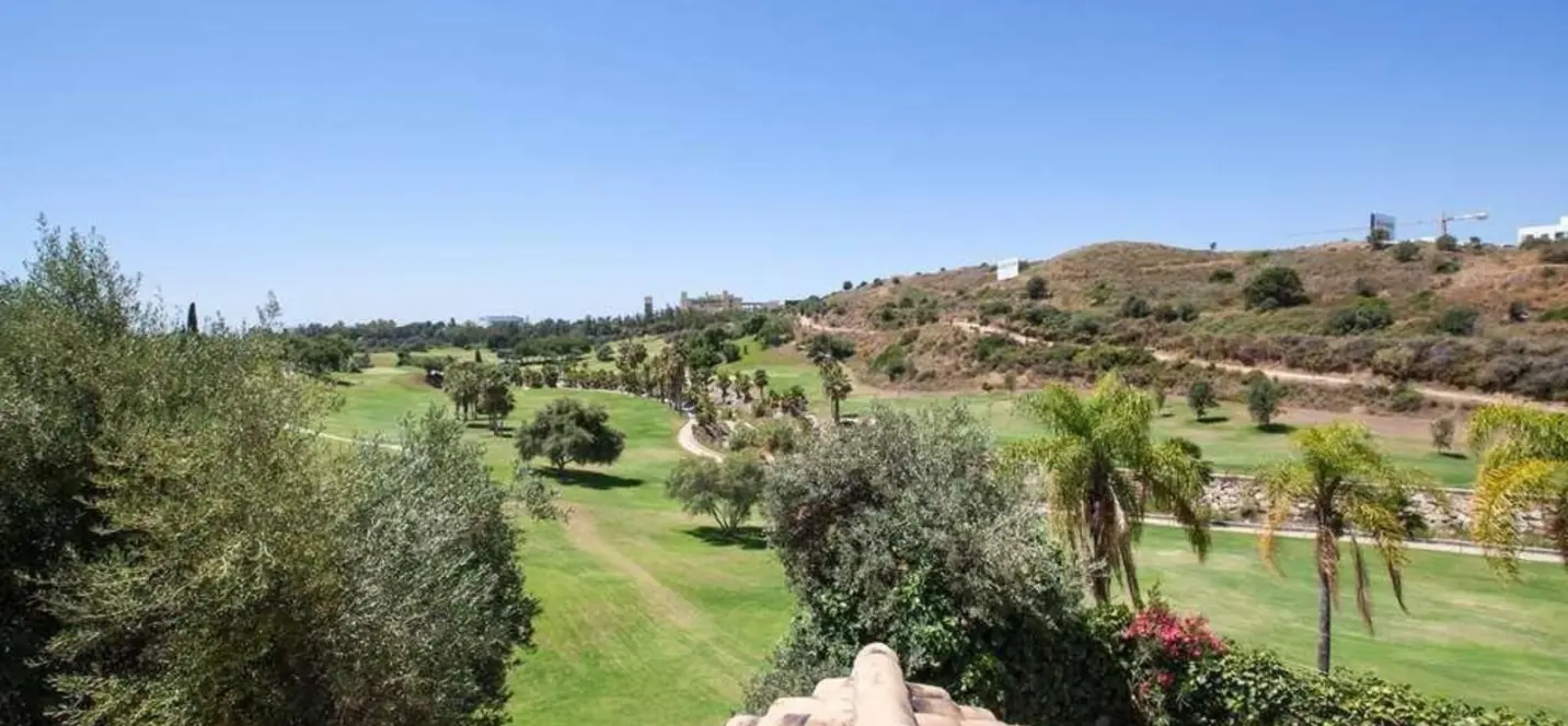 Venta de casa pareada en Marbella 2