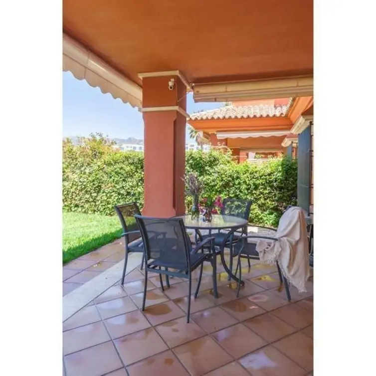 Venta de casa pareada en Marbella