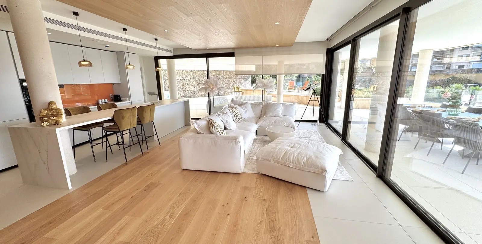 Venta de apartamento en planta baja en Benalmadena Costa 14