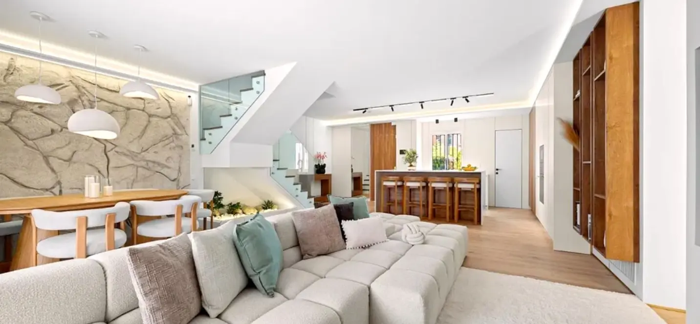 Sale of semi-detached house in The Golden Mile 4
