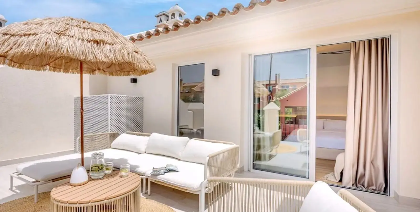 Sale of semi-detached house in The Golden Mile 20