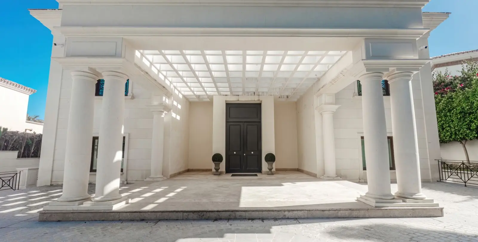 Venta de villa independiente en Sierra Blanca 2