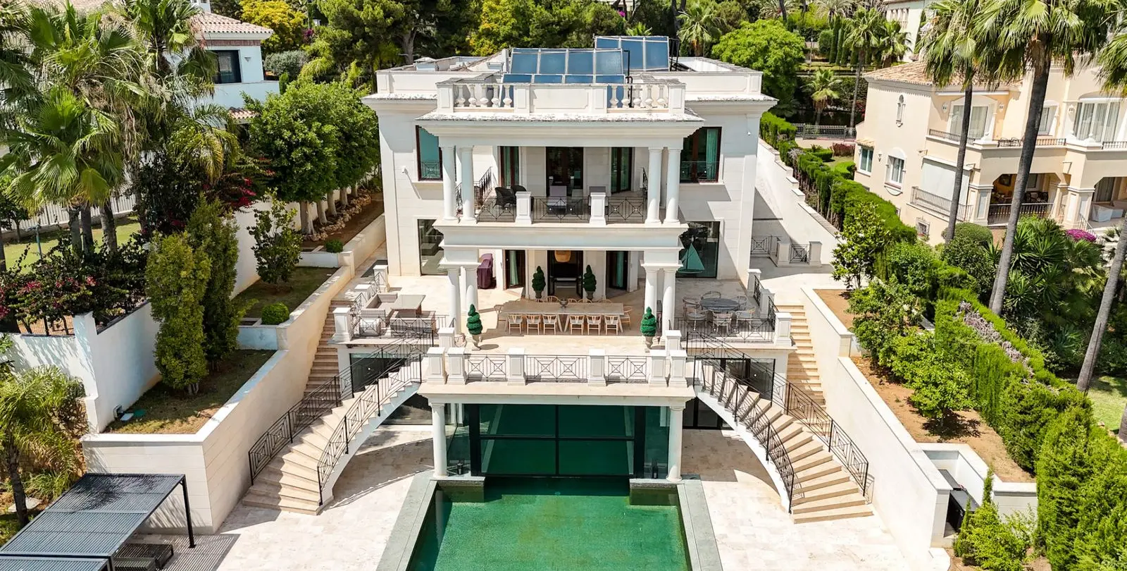 Venta de villa independiente en Sierra Blanca 5