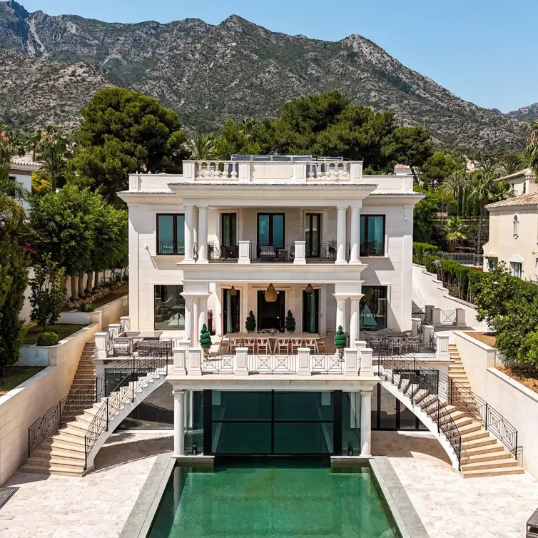 Venta de villa independiente en Sierra Blanca