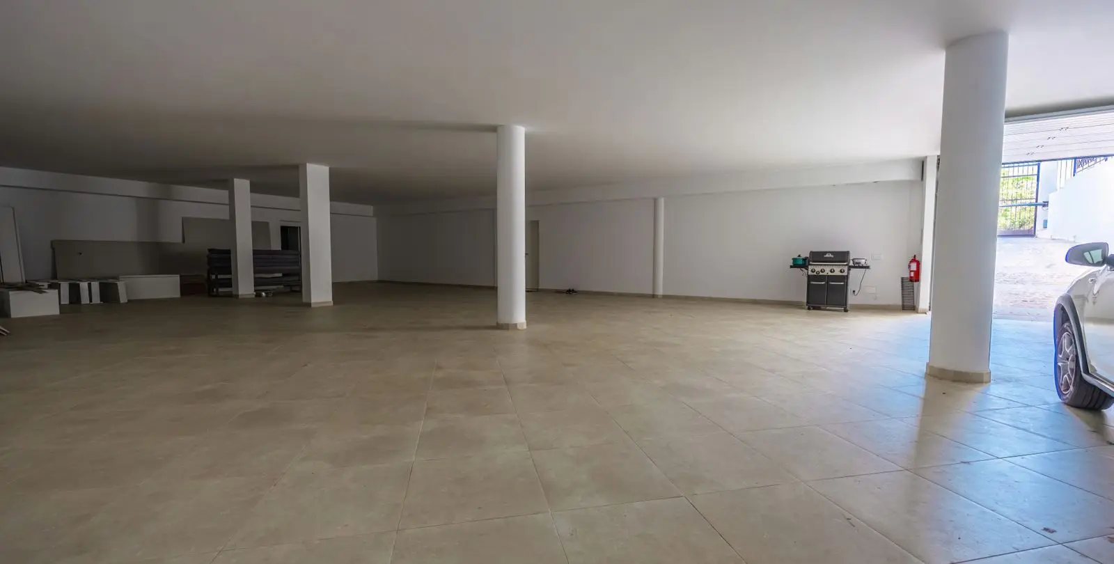 Venta de villa independiente en Sierra Blanca 25